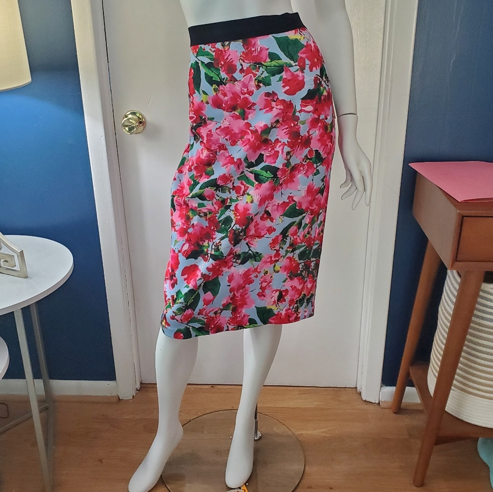 Milly for Khols. Pencil Stretch Skirt. Size Medium.